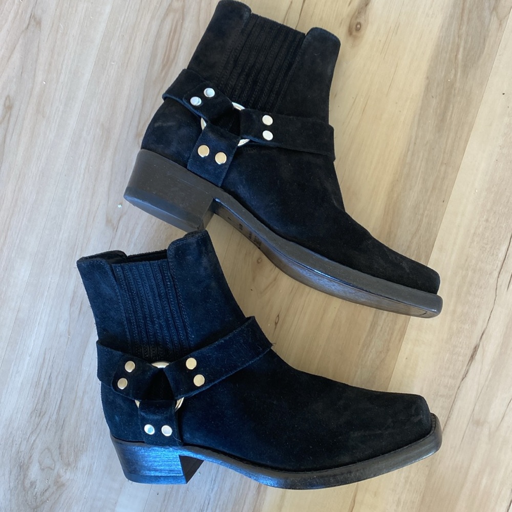 Re/Done short Calvary Boot size 41.  Like new!!